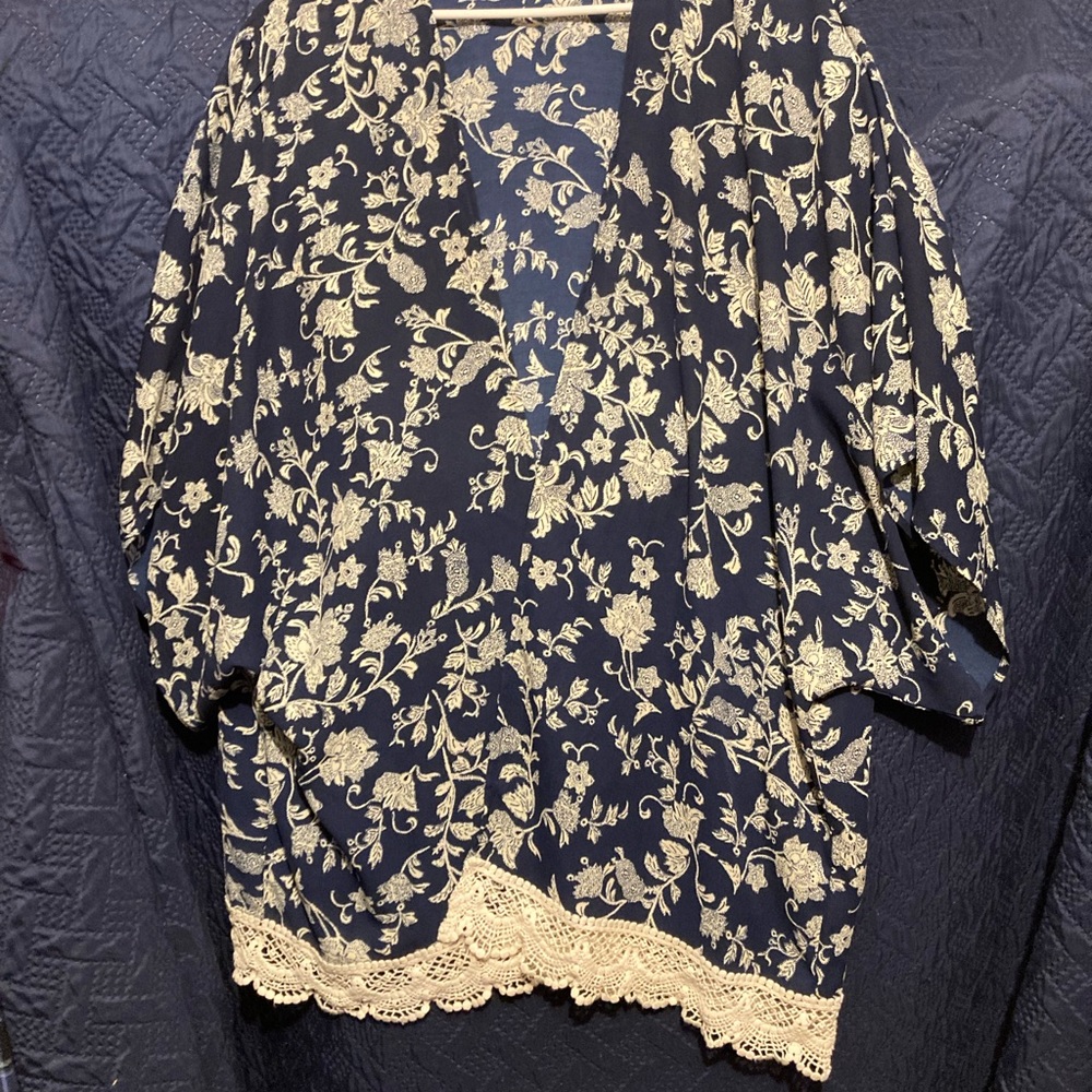 Miley and Molly kimono